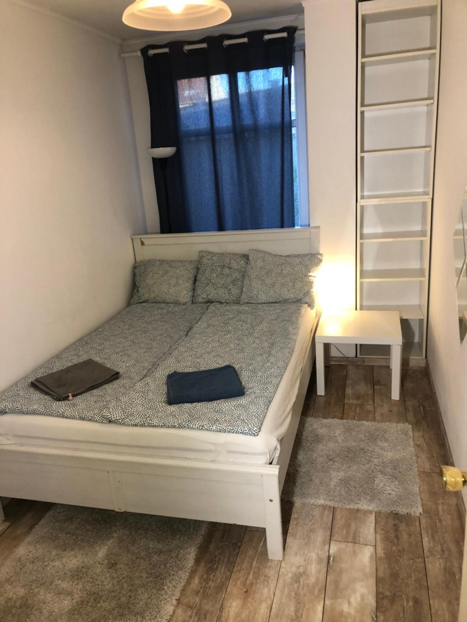 Large Apartment With Garage And Terrace ブダペスト エクステリア 写真